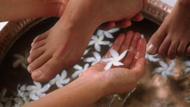 Nail Services in the Spa at Four Seasons Safari Lodge Serengeti