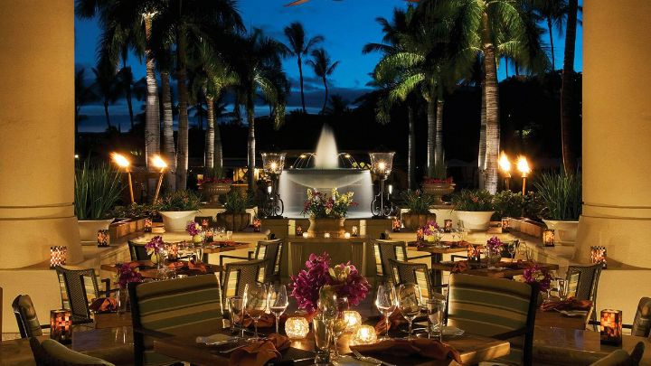 Maui Steakhouse Seafood Restaurant Duo At Four Seasons Next Prev