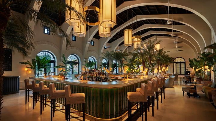 Champagne Bar Miami Beach Area Le Sirenuse Four Seasons Next Prev