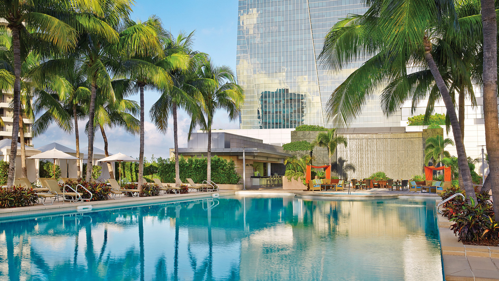 Luxury Miami Hotel | 5 Star | Four Seasons Hotel Miami