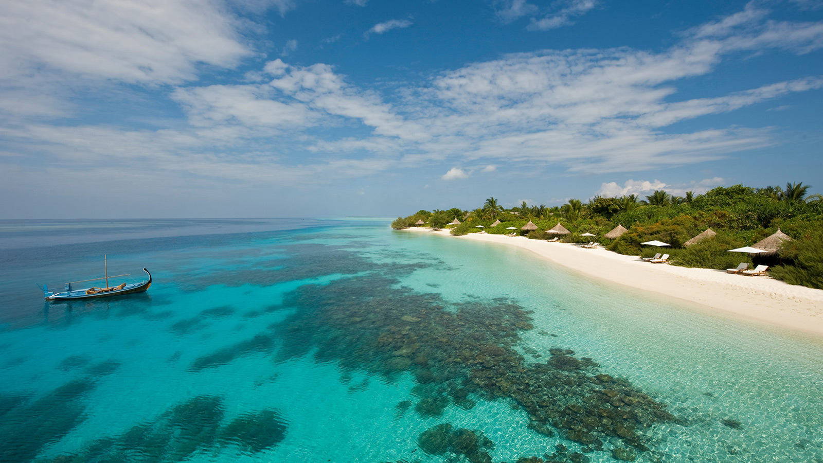 Kết quả hình ảnh cho 11.Four Seasons Resort Maldives ở Landaa Giraavaru