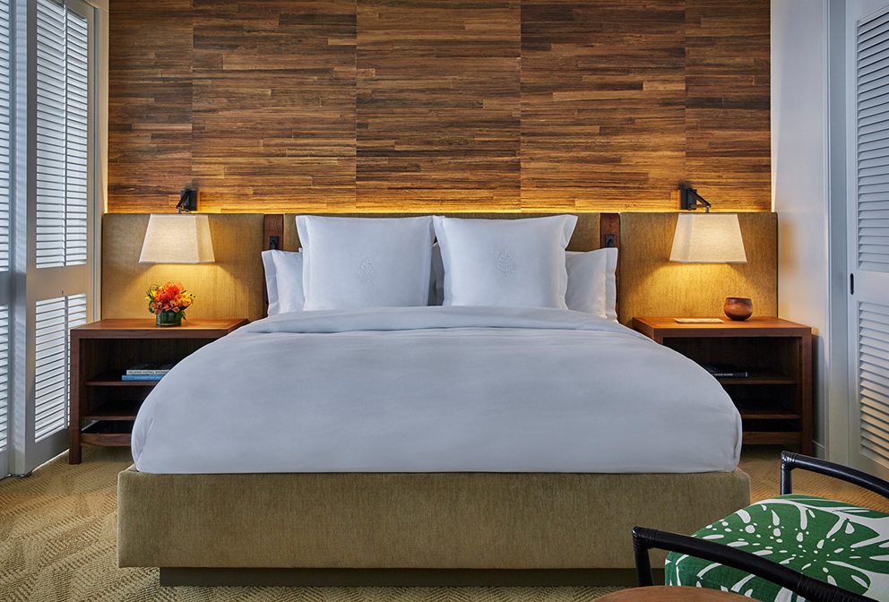 Four Seasons Bed – Oahu Suite, Hawaii