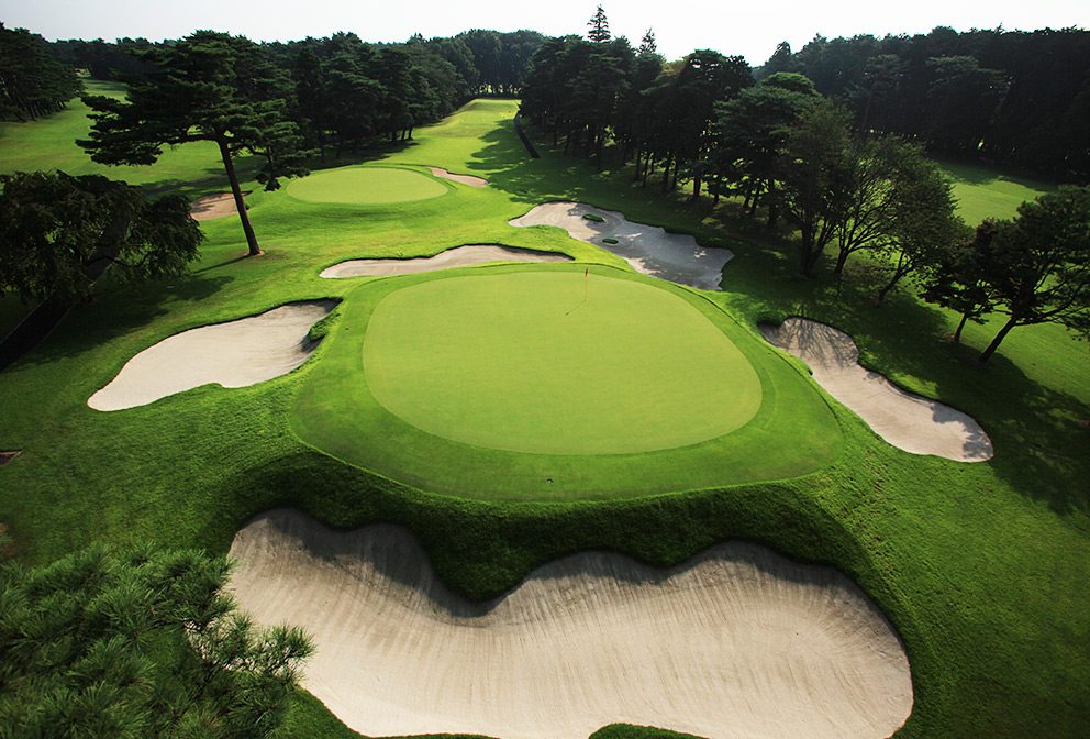 Tokyo Golf Club Aerial - Course & Bunkers - Hole #17