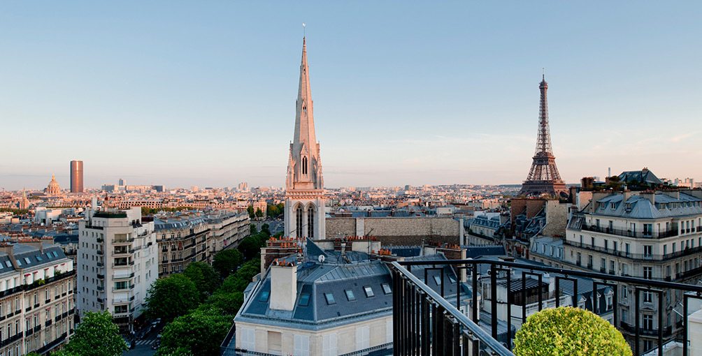 Four Seasons Paris Penthouse Suite