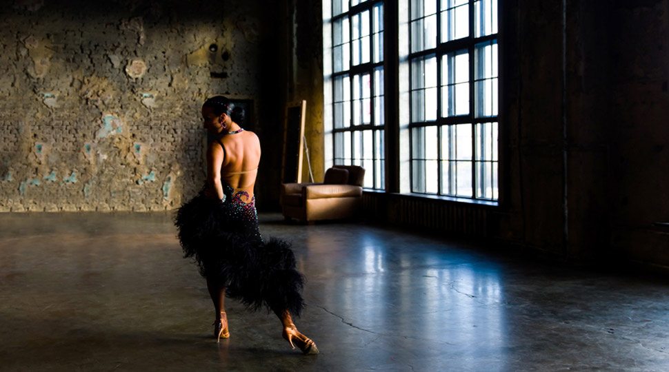 A tango dancer strikes a pose.