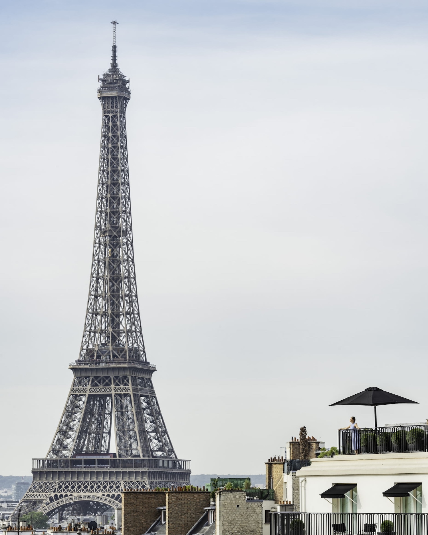 Four Seasons Hotel Paris, Eiffel Tower