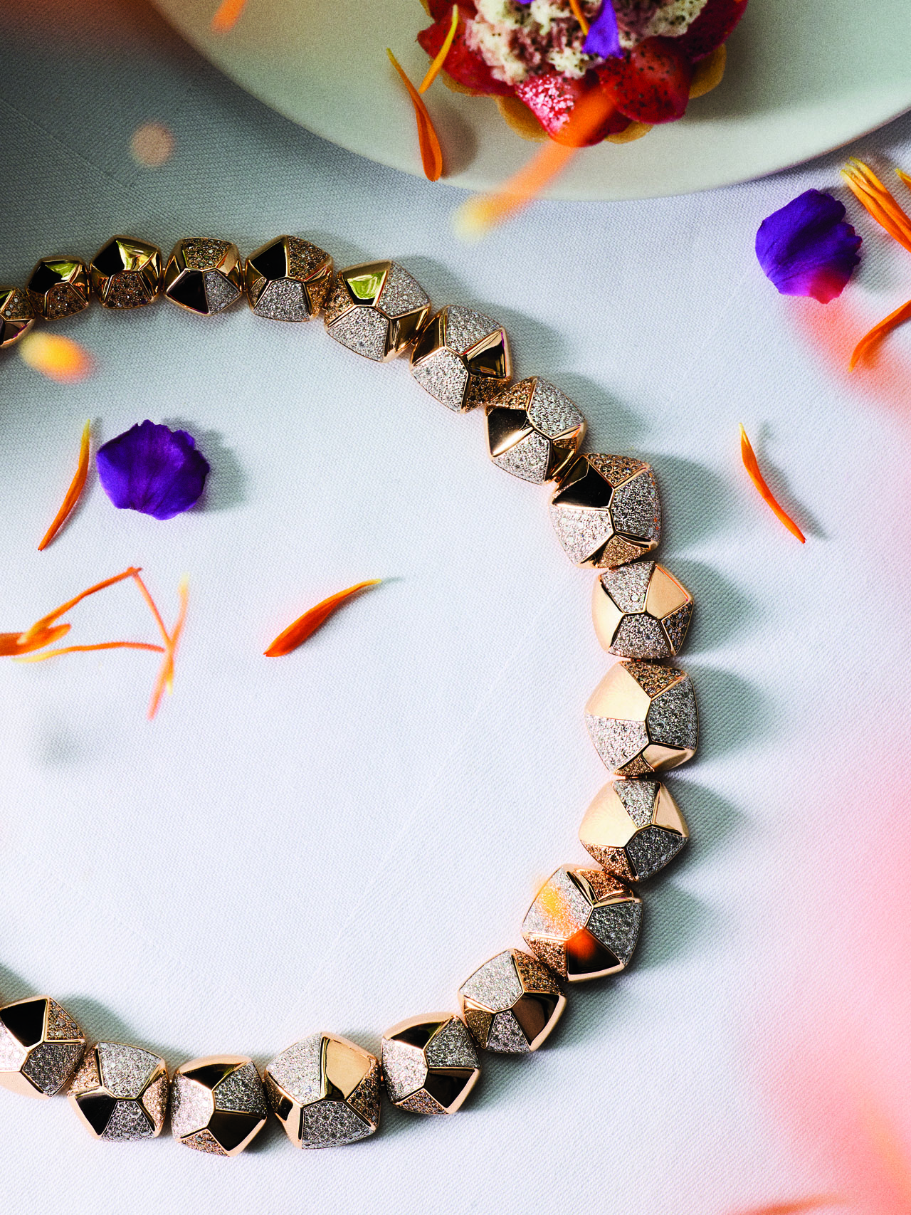 Pomellato Pentagoni necklace