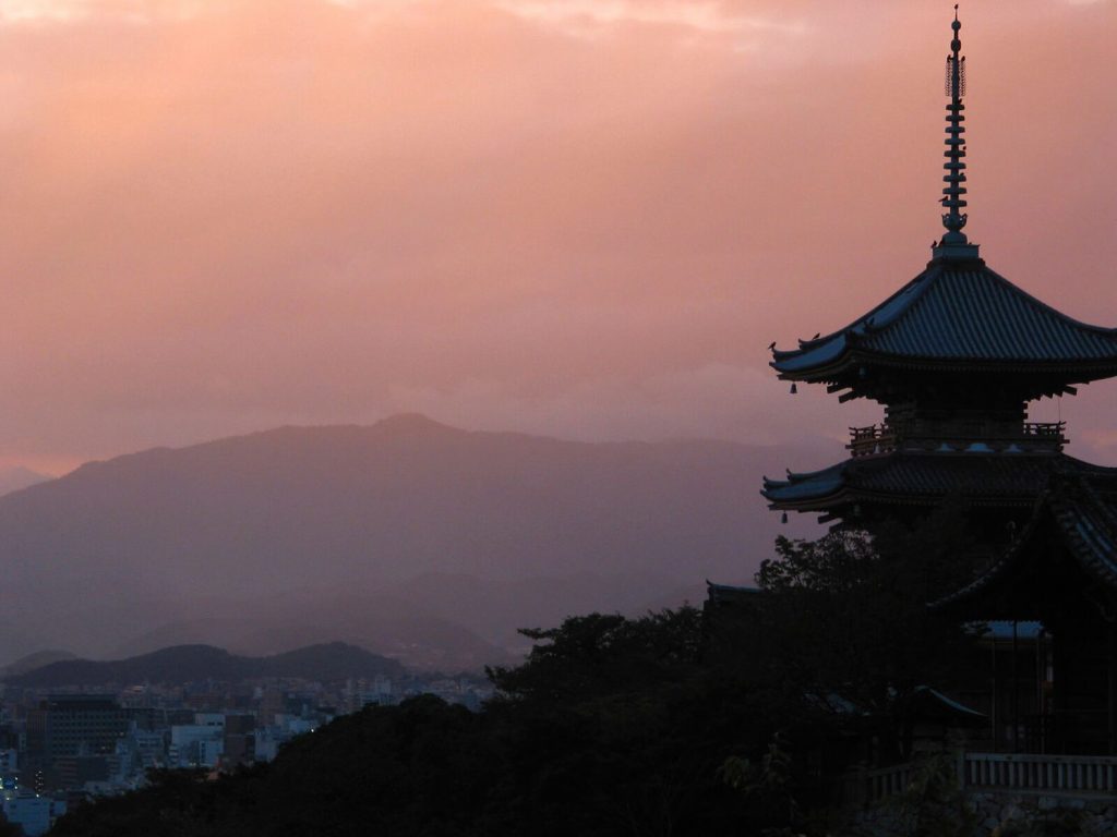 Kyoto's Kiyomizu-dera shrine at sunset