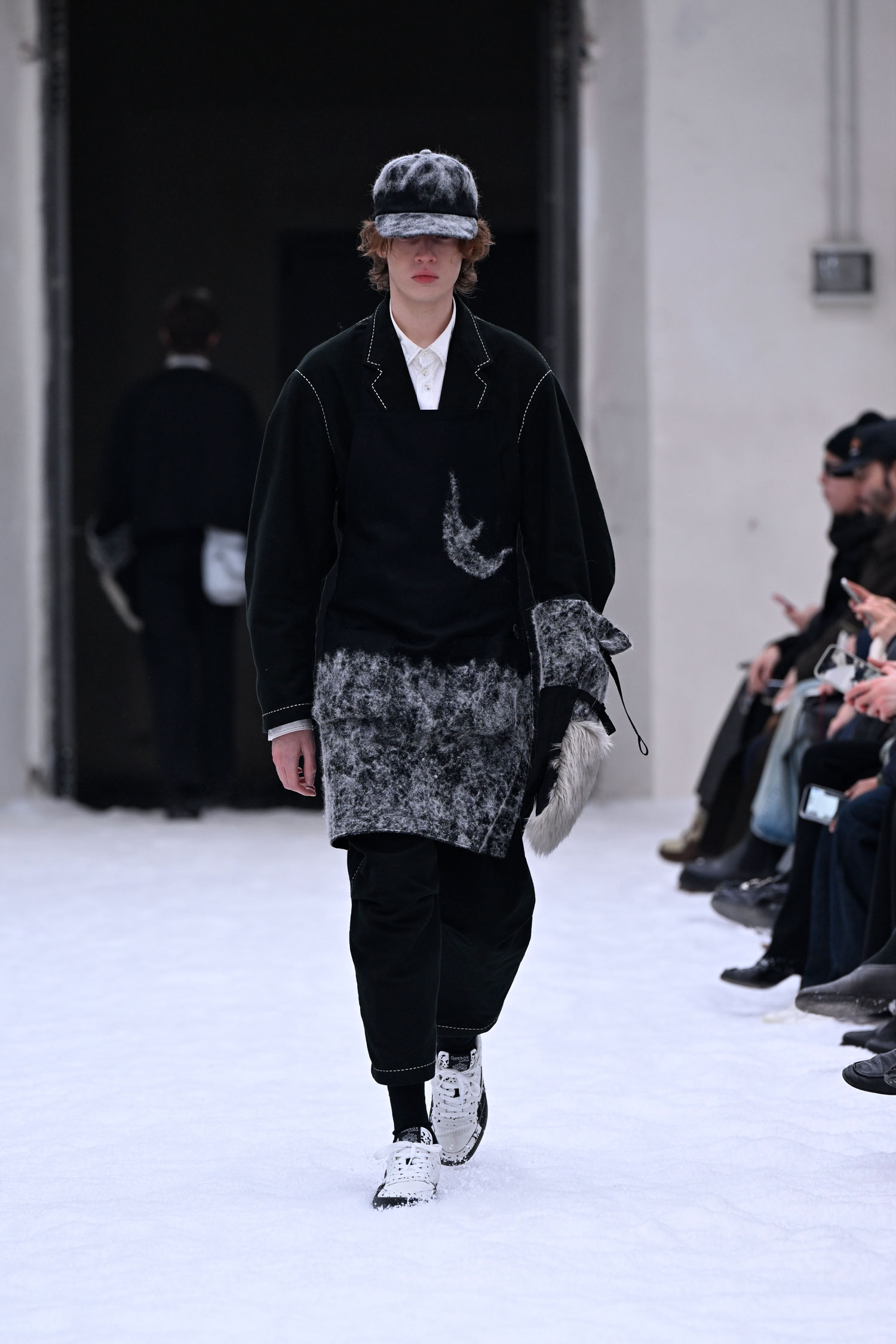 A look from the Shinyakozuka fall 2026 collection