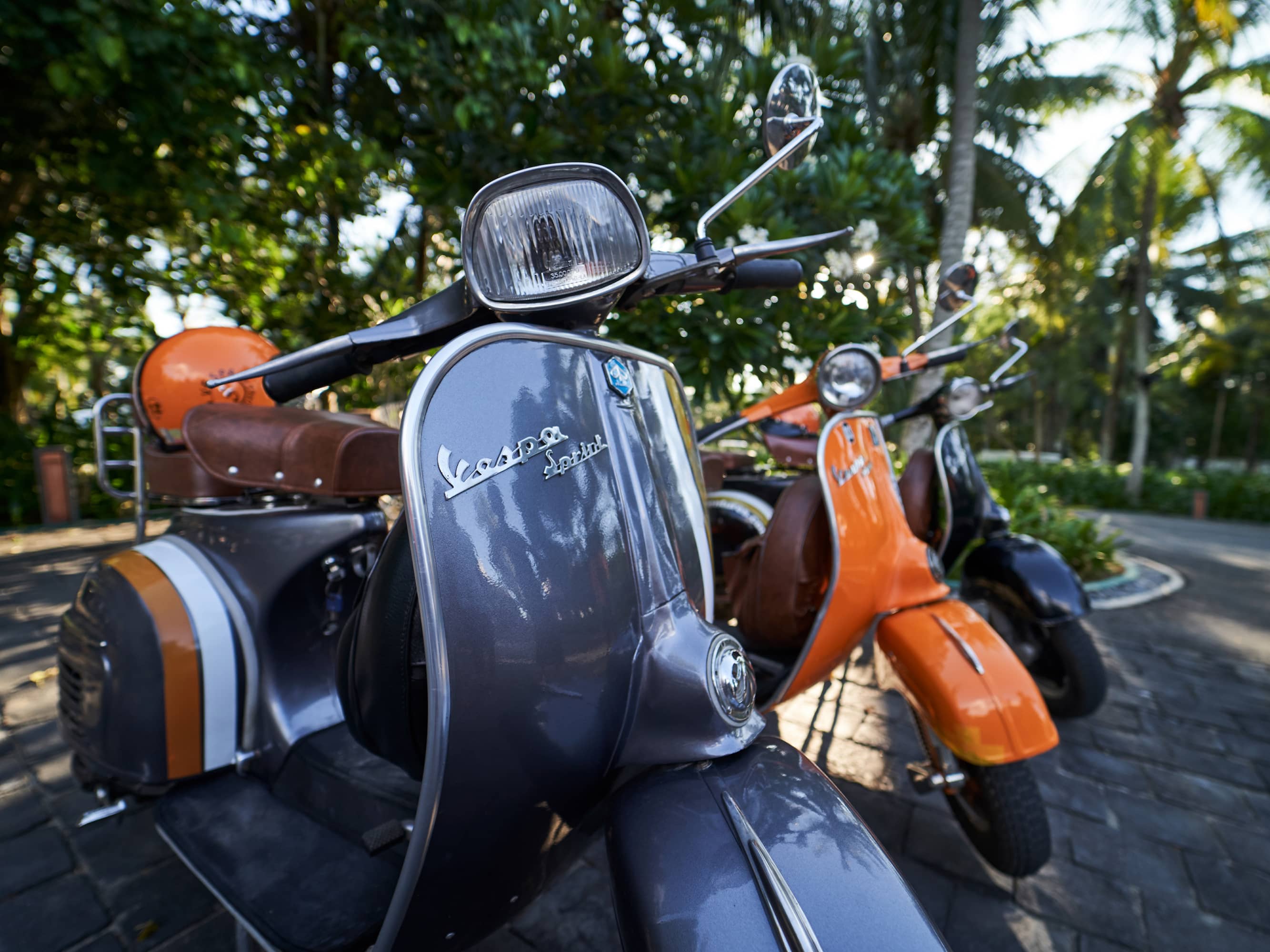  Savour a food tour of Hoi An by Vespa  