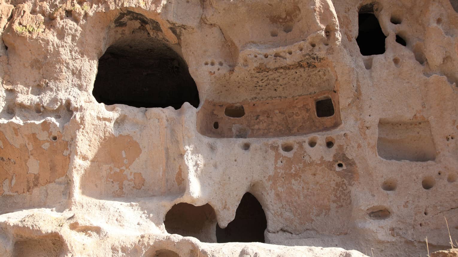 Bandelier National Monument cliff dwelling