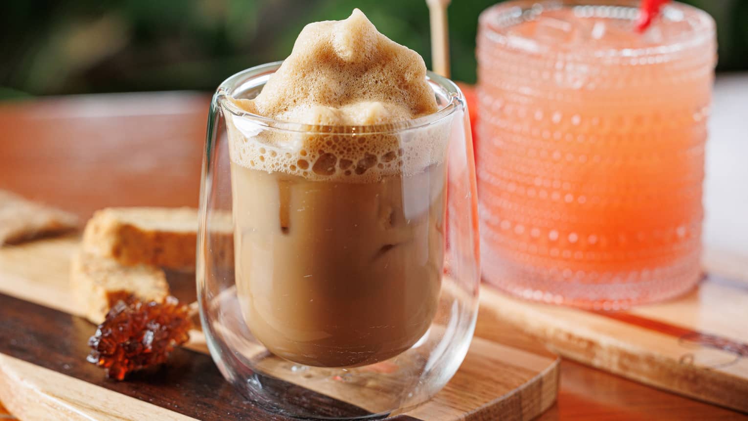 Whipped rum cocktail