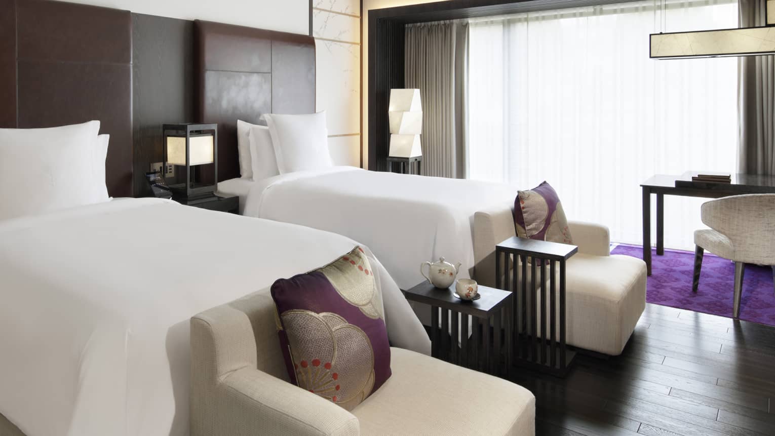 Deluxe Room with twin beds