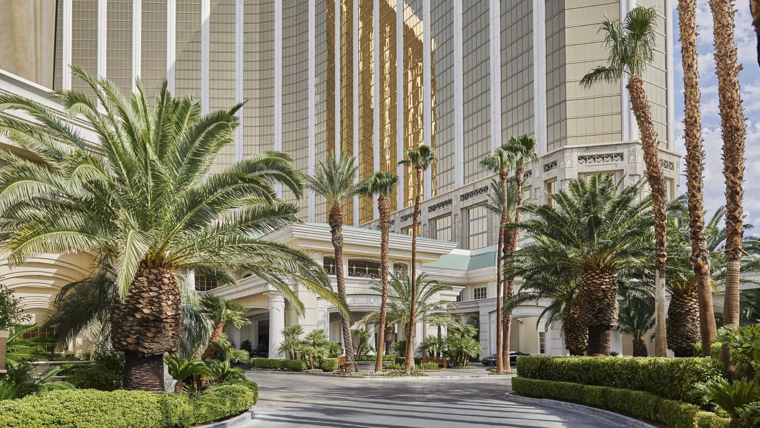 Palm trees along entrance of Four Seasons Hotel Las Vegas exterior