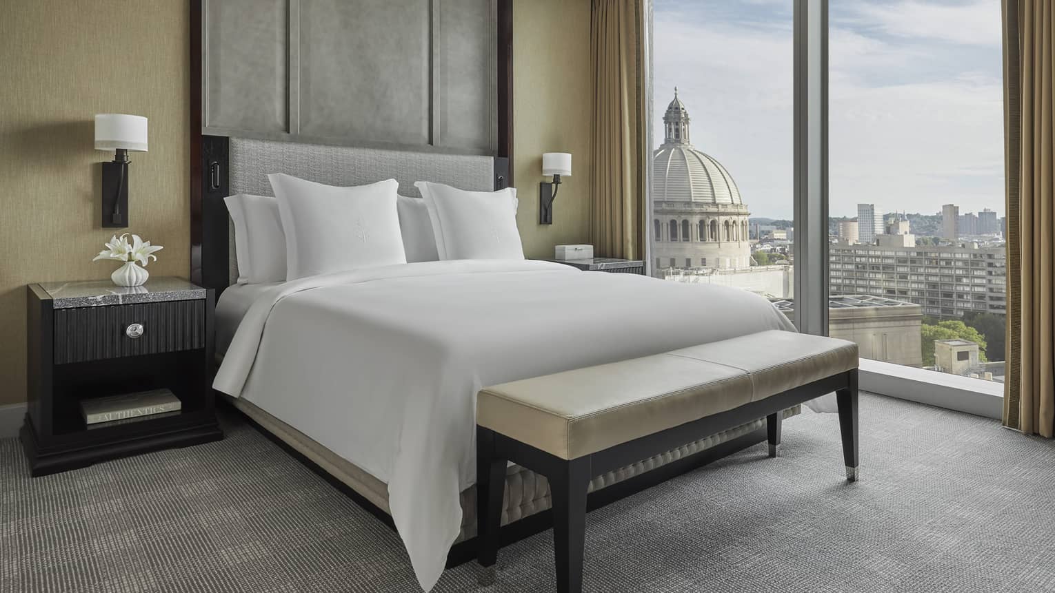 the floor to ceiling windows in the Executive Suite overlook downtown boston