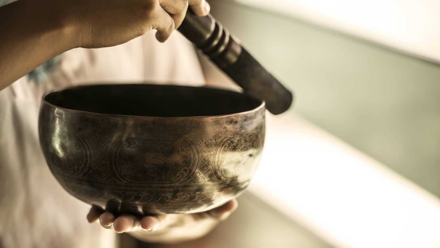 Singing bowls for wellness