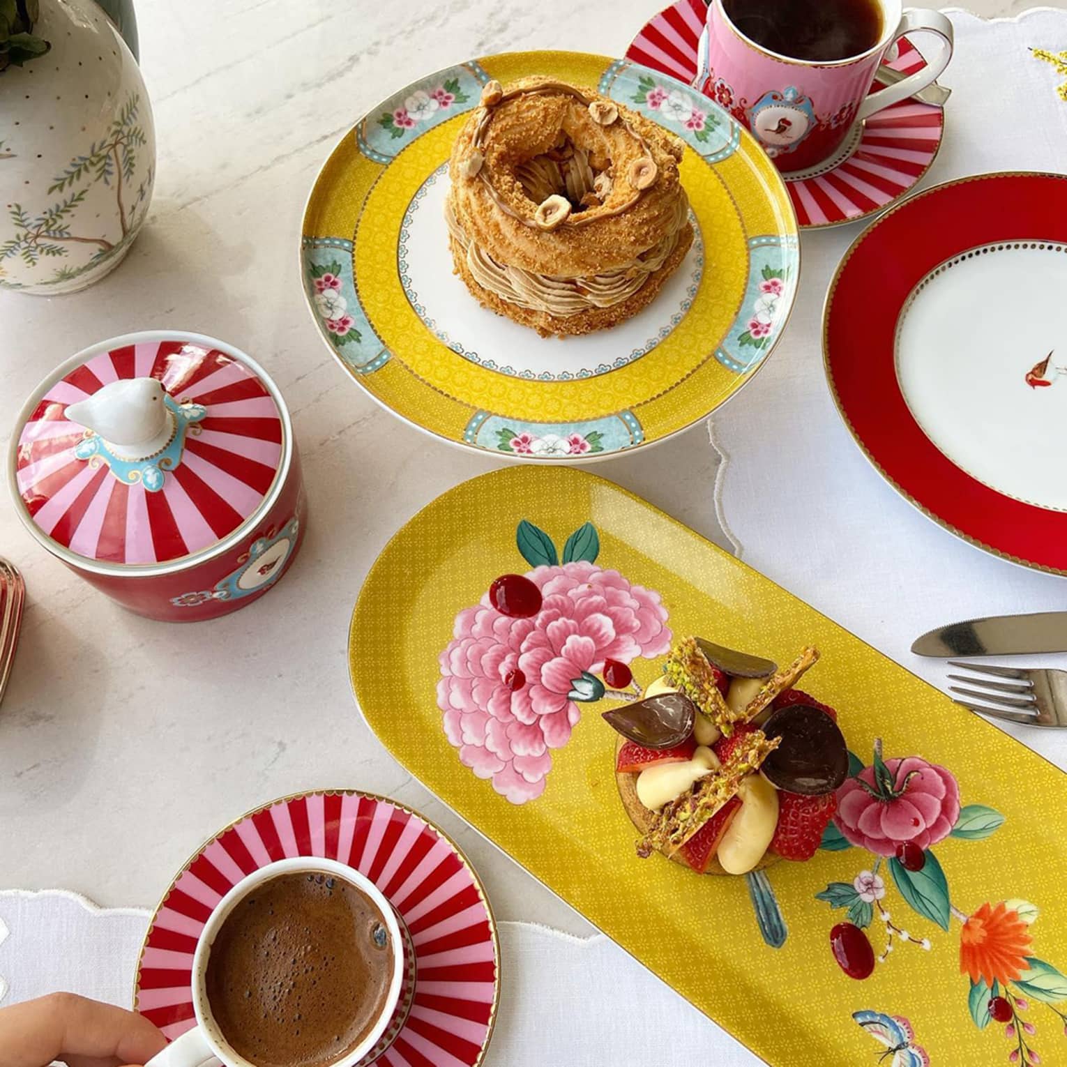 Turkish afternoon tea at the Bosphorus