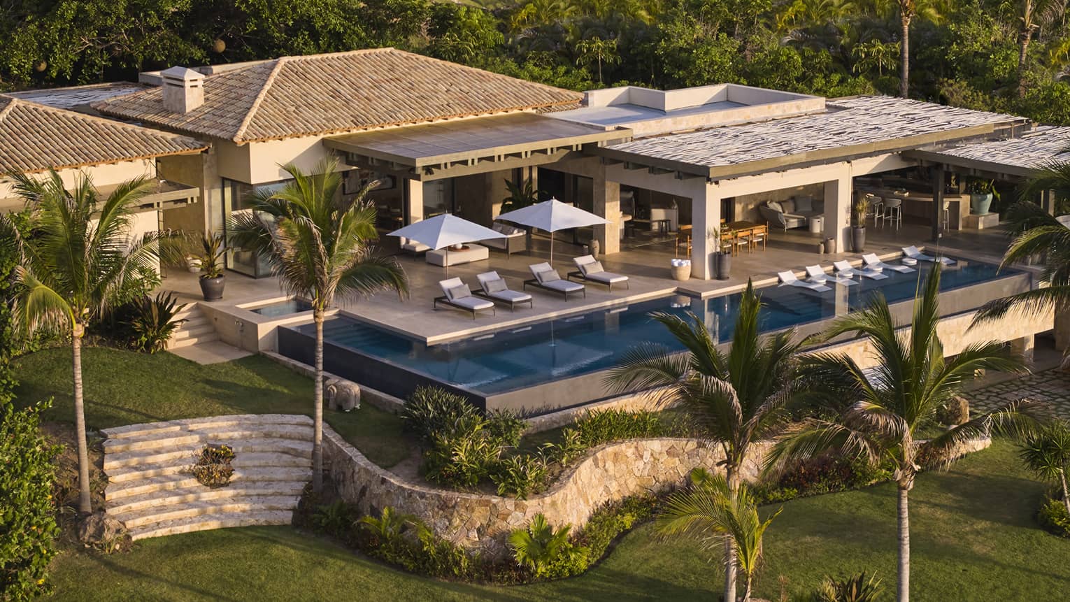 Large private villa with l-shaped pool