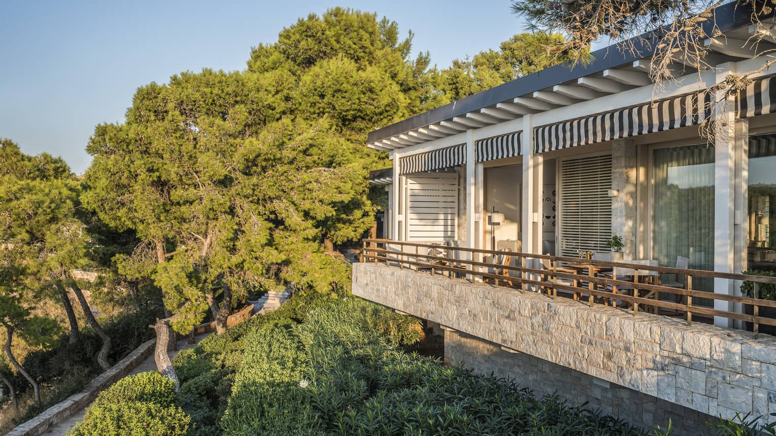 Hilltop Bungalow Suite with private balcony and panoramic views 