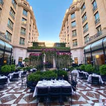 Fine dining restaurant courtyard in city
