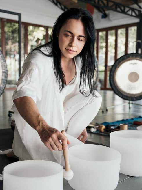Sounds Healer Svetlana Kaivalya plays Tibetan singing bowls