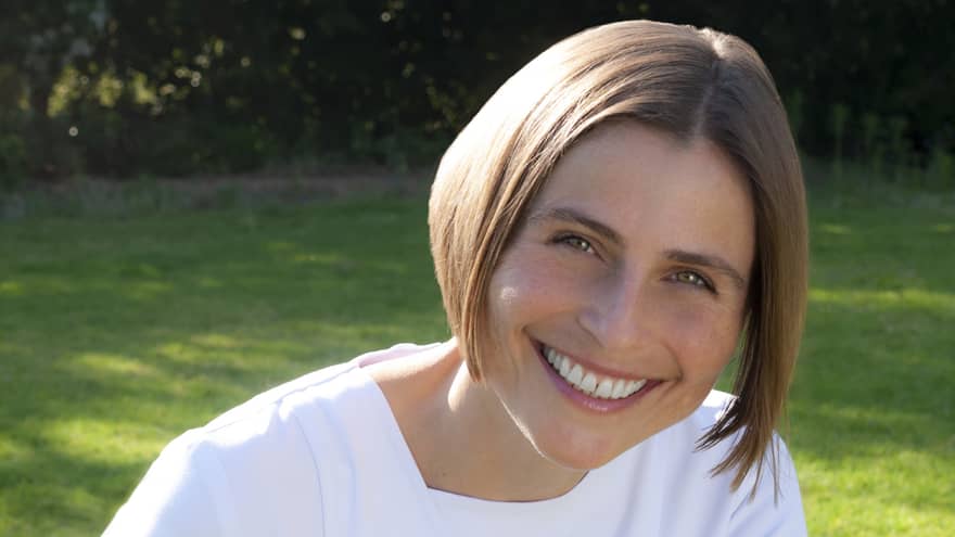 Energy Healing Expert Jeannette von Johnsbach